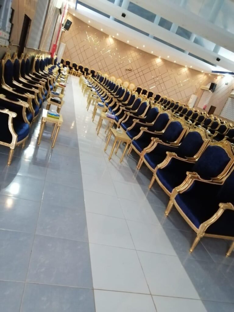 تفصيل كراسي قاعات